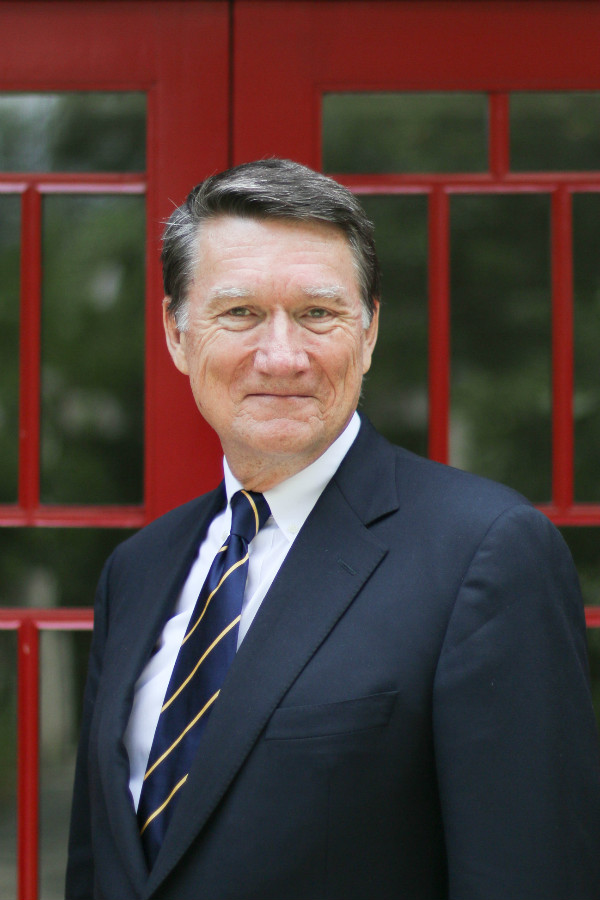 JOHN HOLDEN.jpg JOHN HOLDEN.jpg