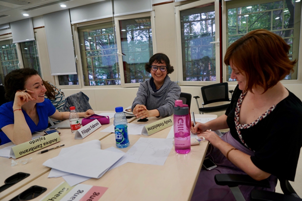 1526462558634245.png 1_IXceURzSWfcyUTn3Tyb27Q.png