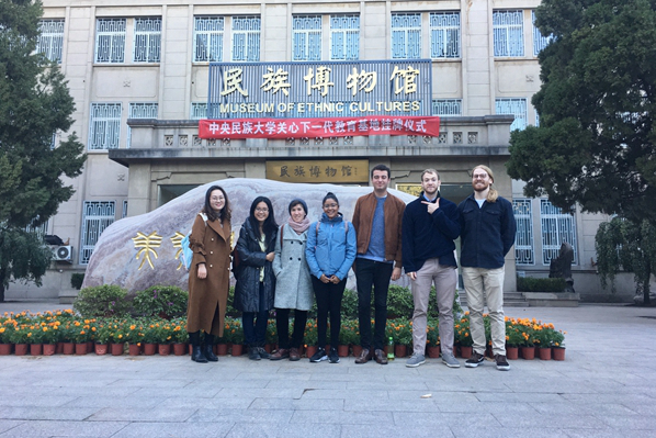 1543285576167694.jpg vb.jpg