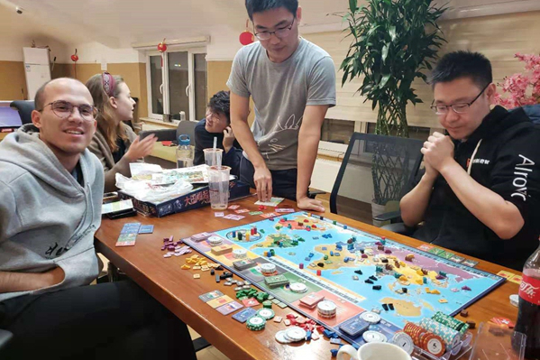 1543285805643023.jpg gggh.jpg