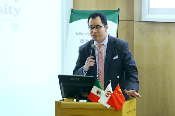 C11A5221.jpg C11A5221.jpg