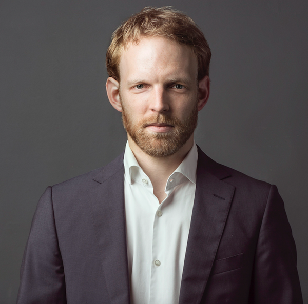 1513333211129697.png photo-Oliver Stuenkel_副本600.png